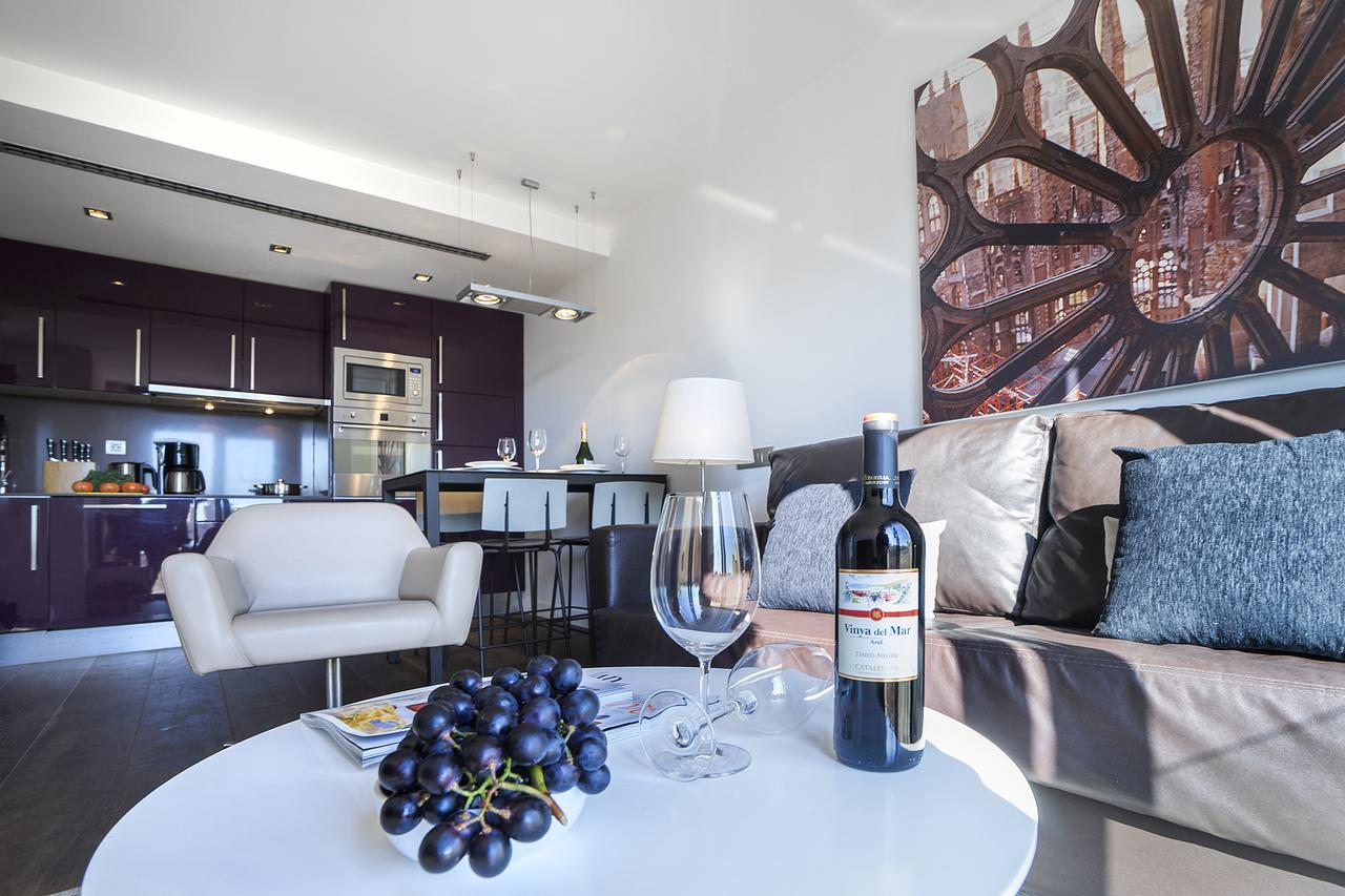 Friendly Rentals Palau Барселона Екстериор снимка