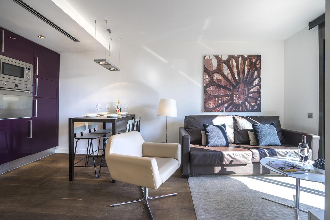Friendly Rentals Palau Барселона Екстериор снимка