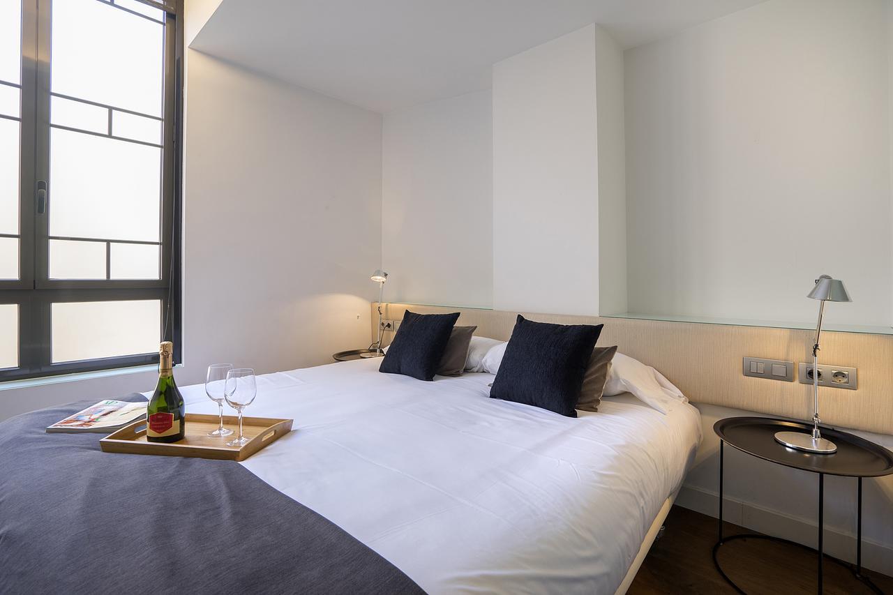 Friendly Rentals Palau Барселона Екстериор снимка