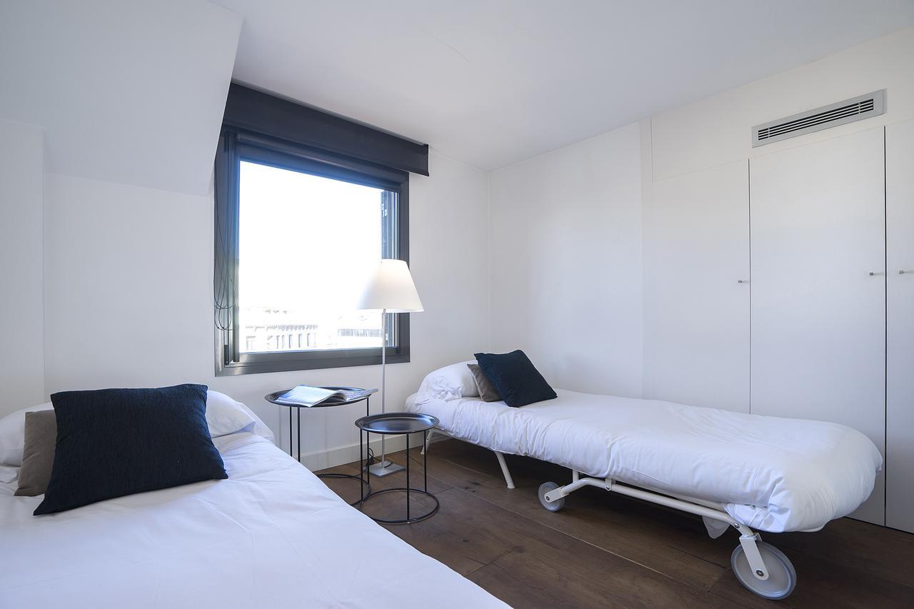 Friendly Rentals Palau Барселона Екстериор снимка