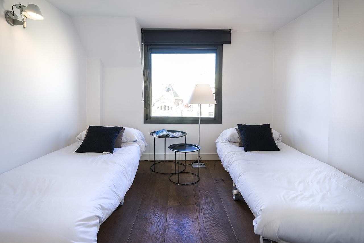 Friendly Rentals Palau Барселона Екстериор снимка